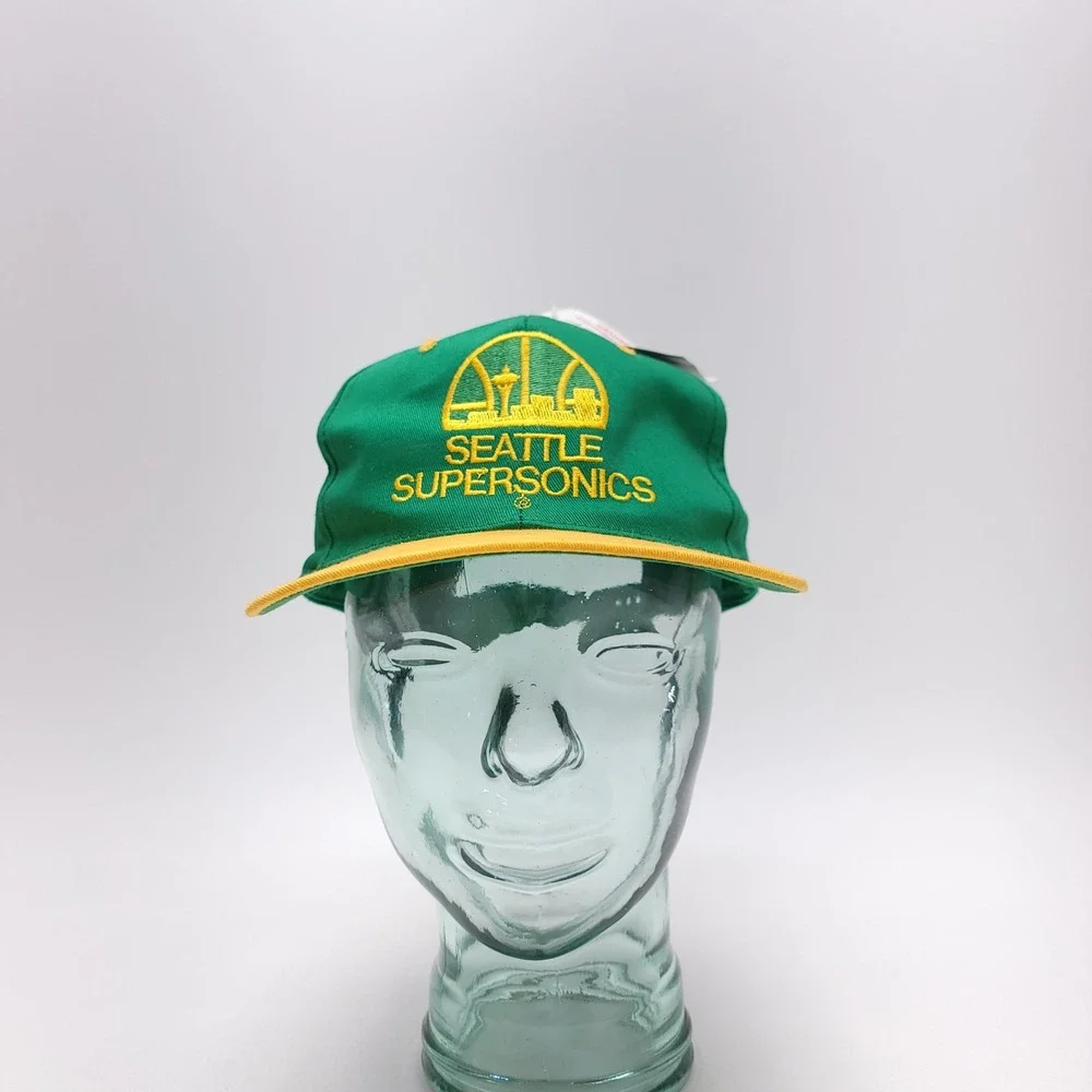 Vintage‎ Seattle SuperSonics Snapback Hat Drew Pearson NBA Green Yellow Skyline